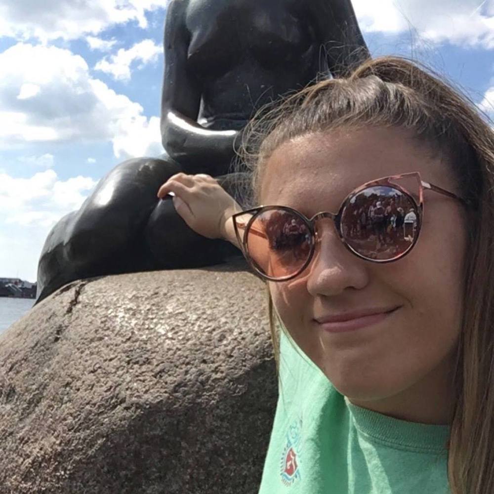 Meet your Posher, Katie